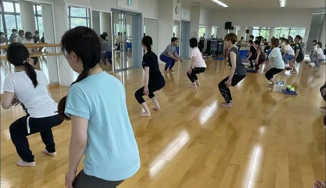 誰でもできる股関節の健康をサポートする運動