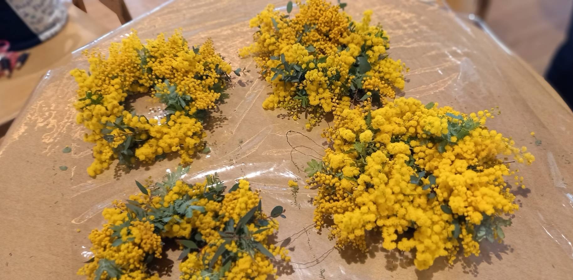 花のある暮らし 　ミモザのリース作り【10:00～】