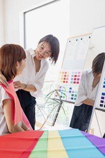 パーソナルカラーを知って「似合う」を見つけよう‼【13：00～】